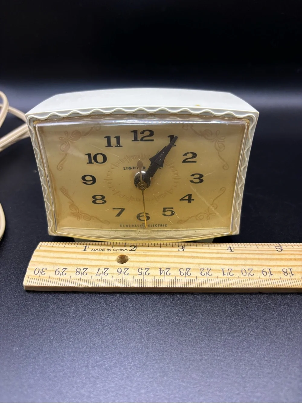 General Electric Gold-Tone Electric Wall/Desk Clock - Gold Face